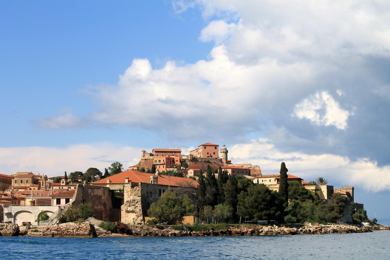 Suite Del Ponticello Portoferraio Buitenkant foto